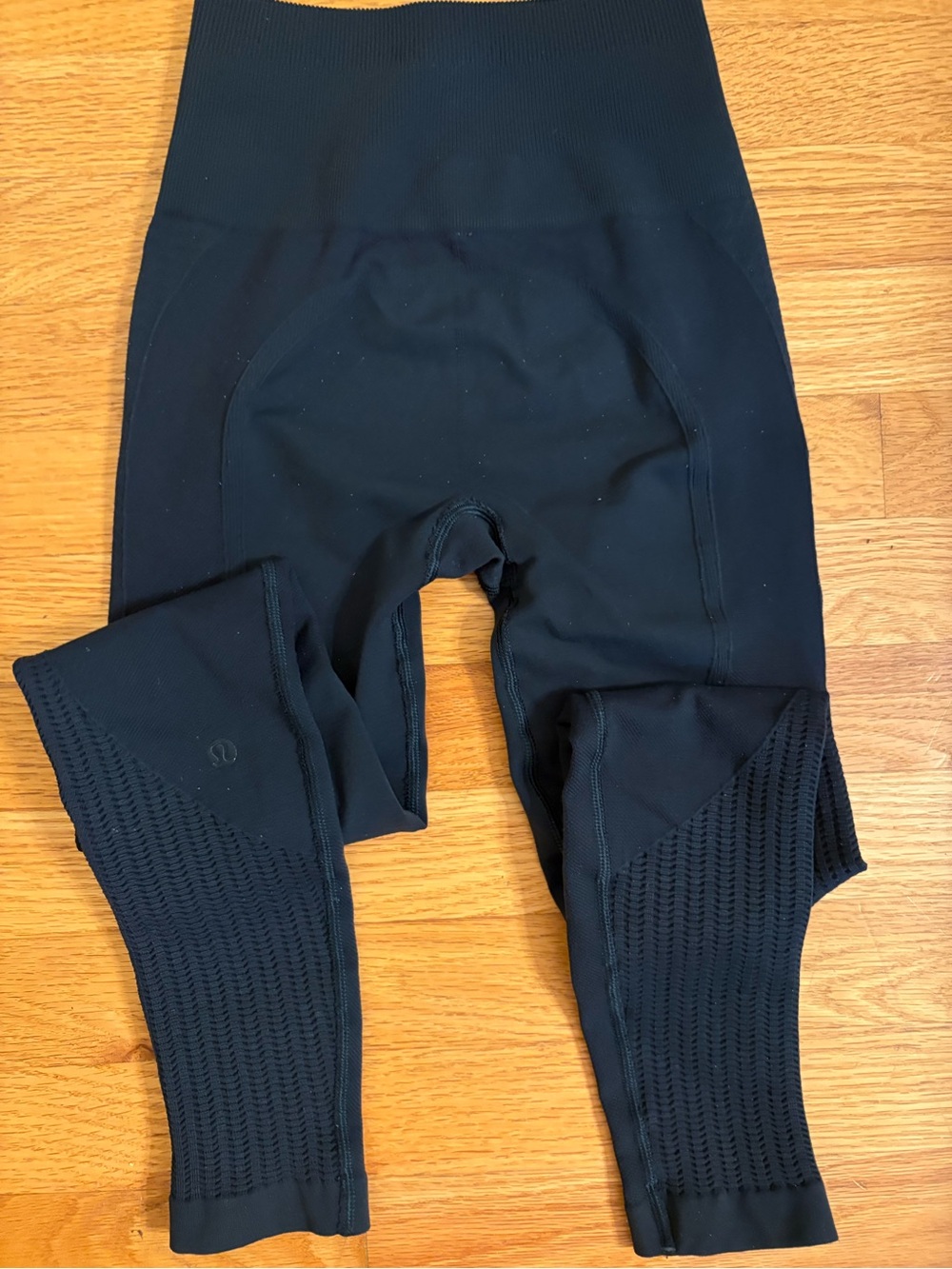 Lululemon Zoned In Tight 27" *Seamless Compression Leggings - True Navy, Size 4